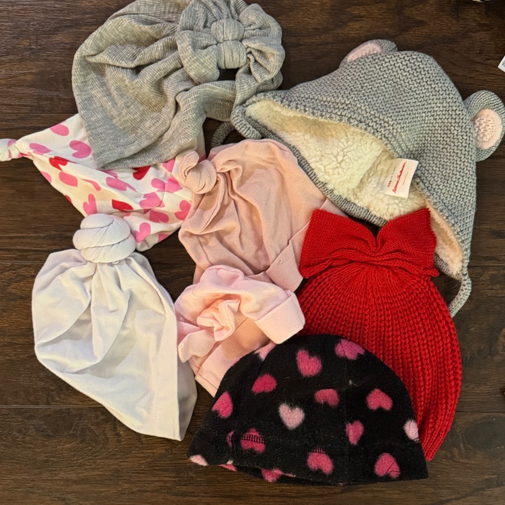 Hanna Andersson Kids Hat Set - Red, Pink, Gray